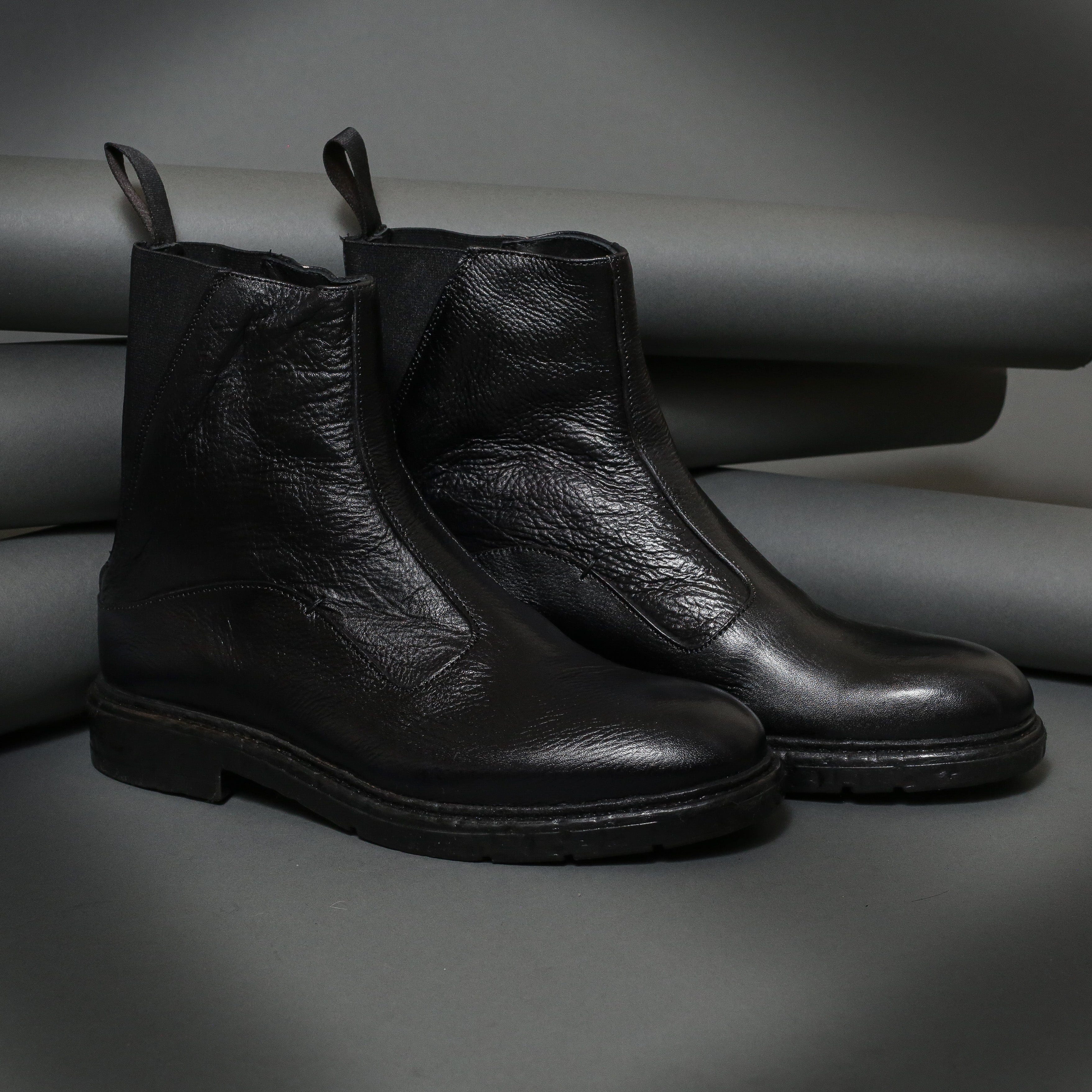 Conflict For Interest Chelsea Boot Conflict For Interest 380 Black