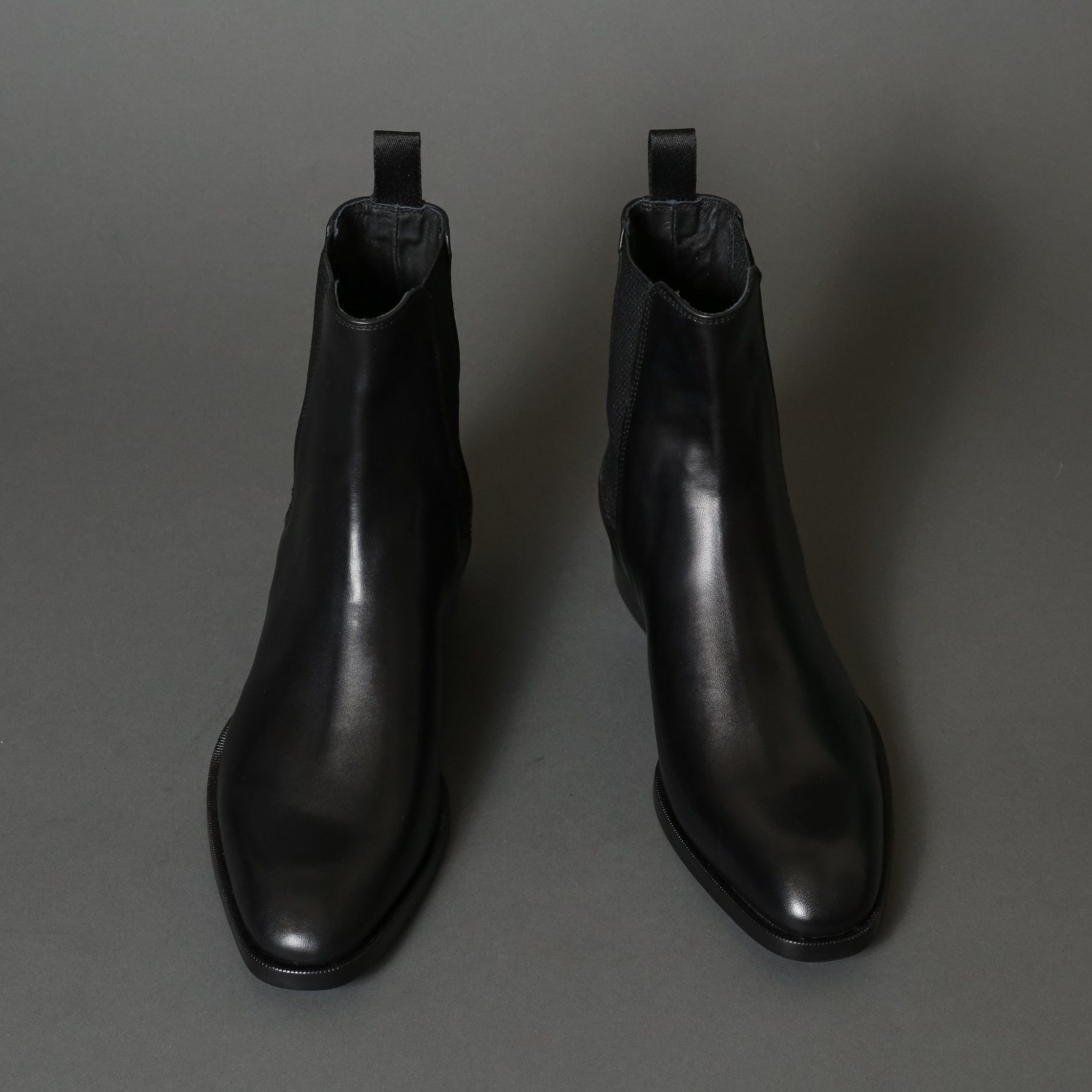Conflict For Interest Chelsea Boot Conflict For Interest Beatles Black