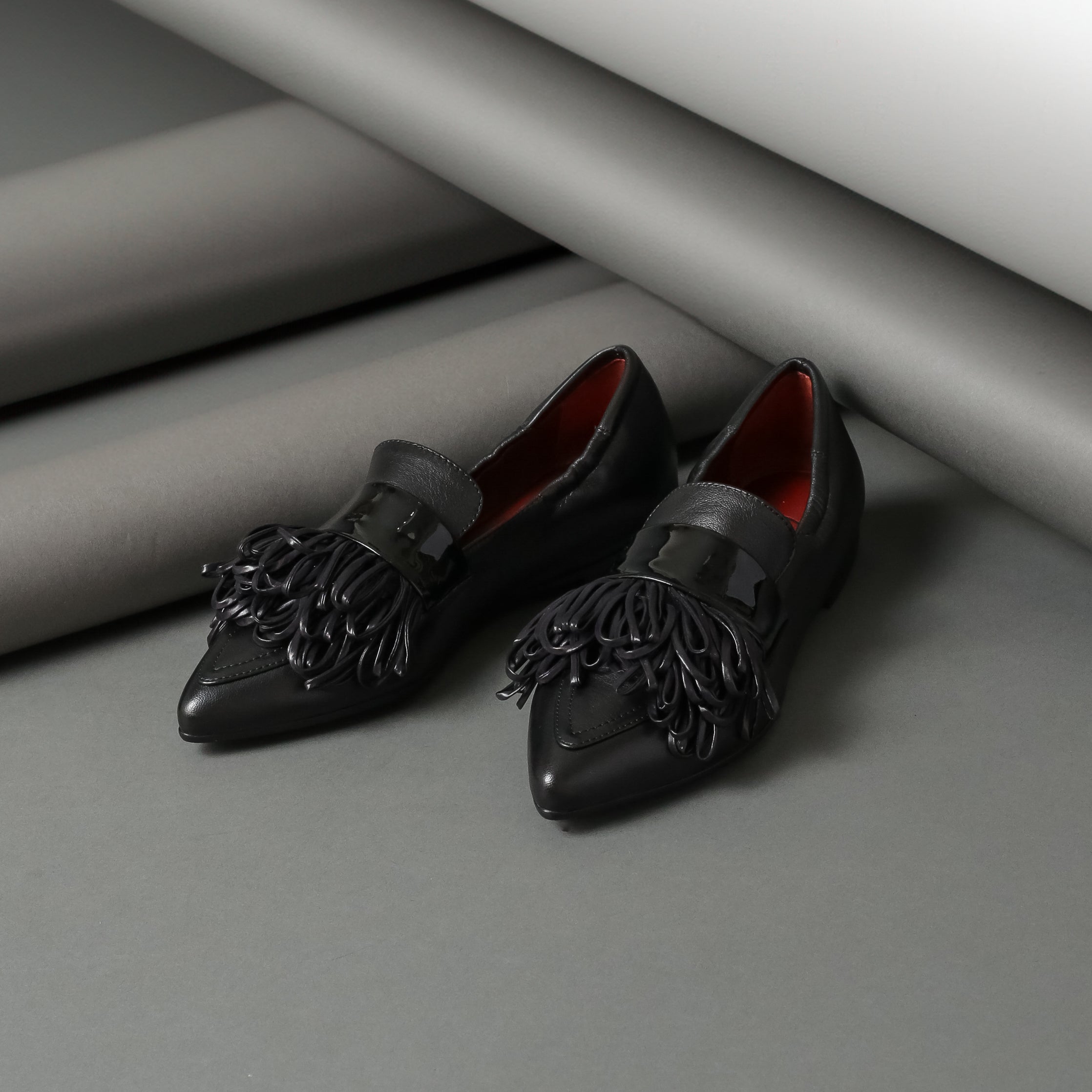 32200 Black - 124 Shoes