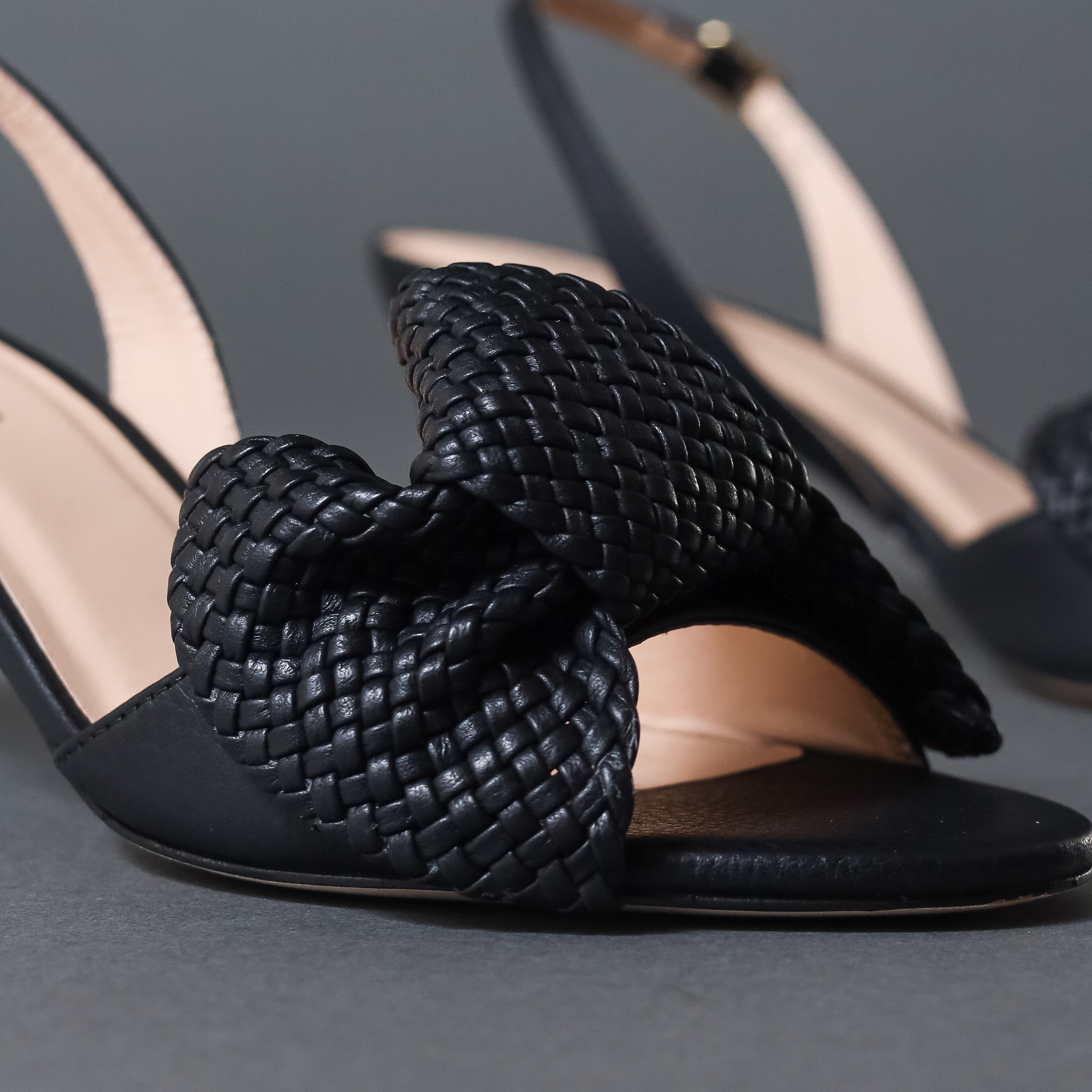 2009N Black
