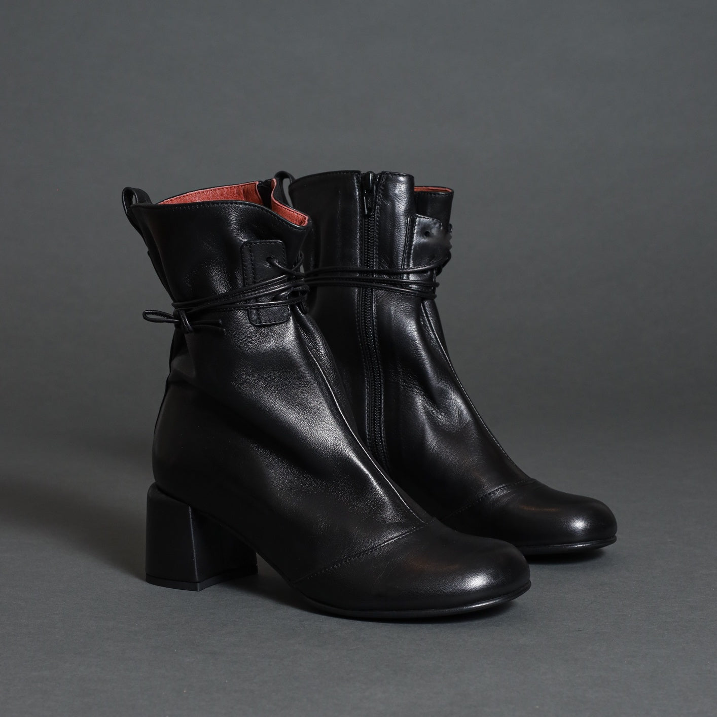 42701N Black