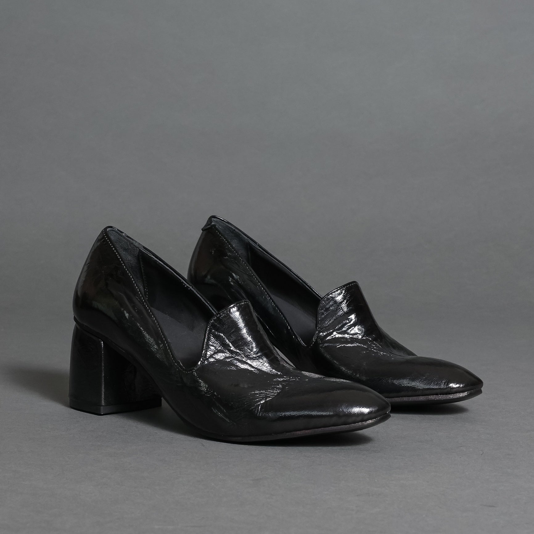 124802 Black