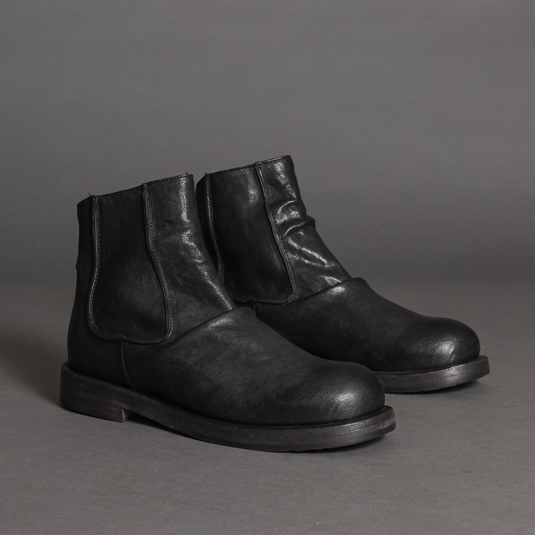 7UTEN10 Black