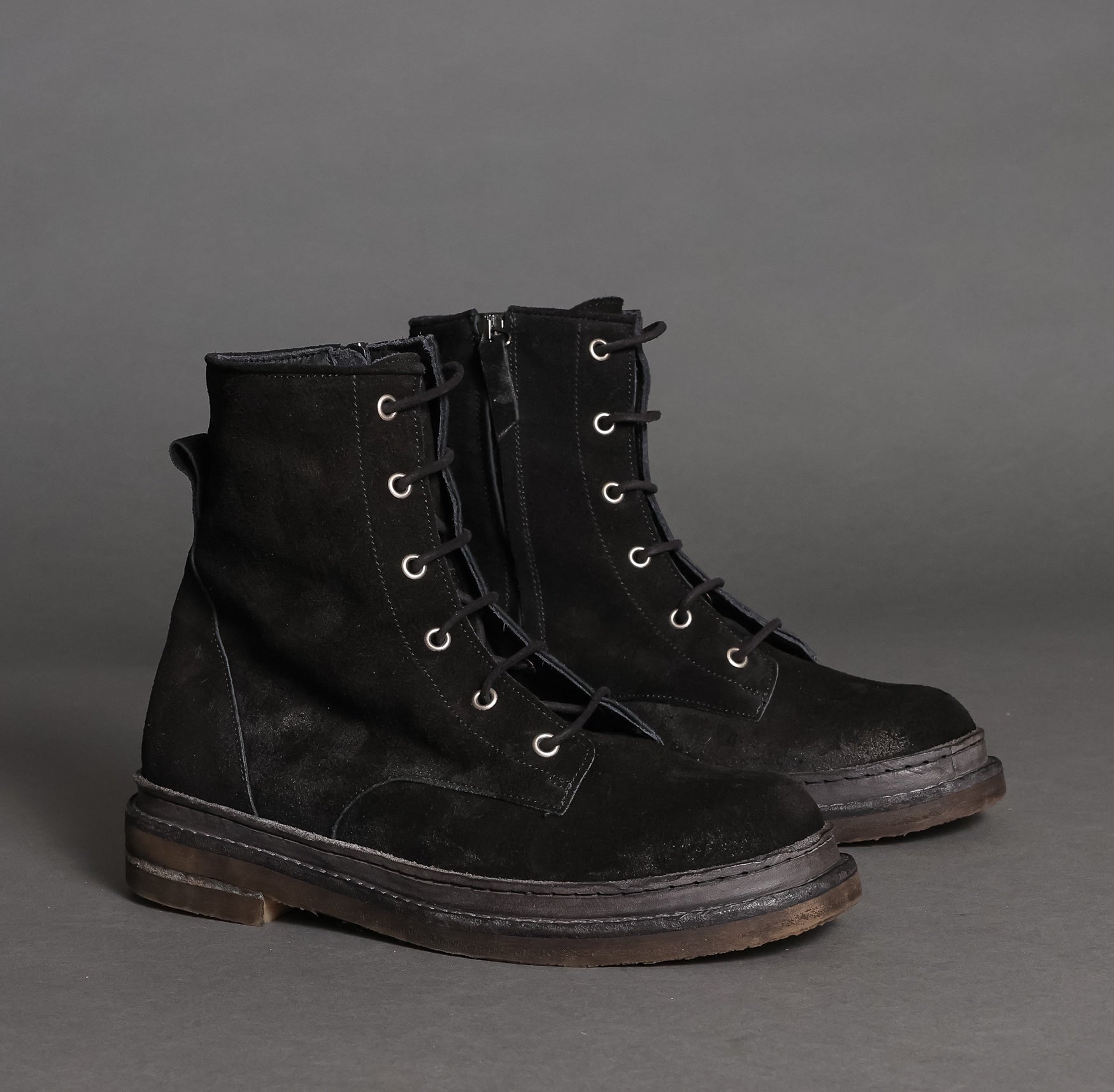 7UDOM03 Black
