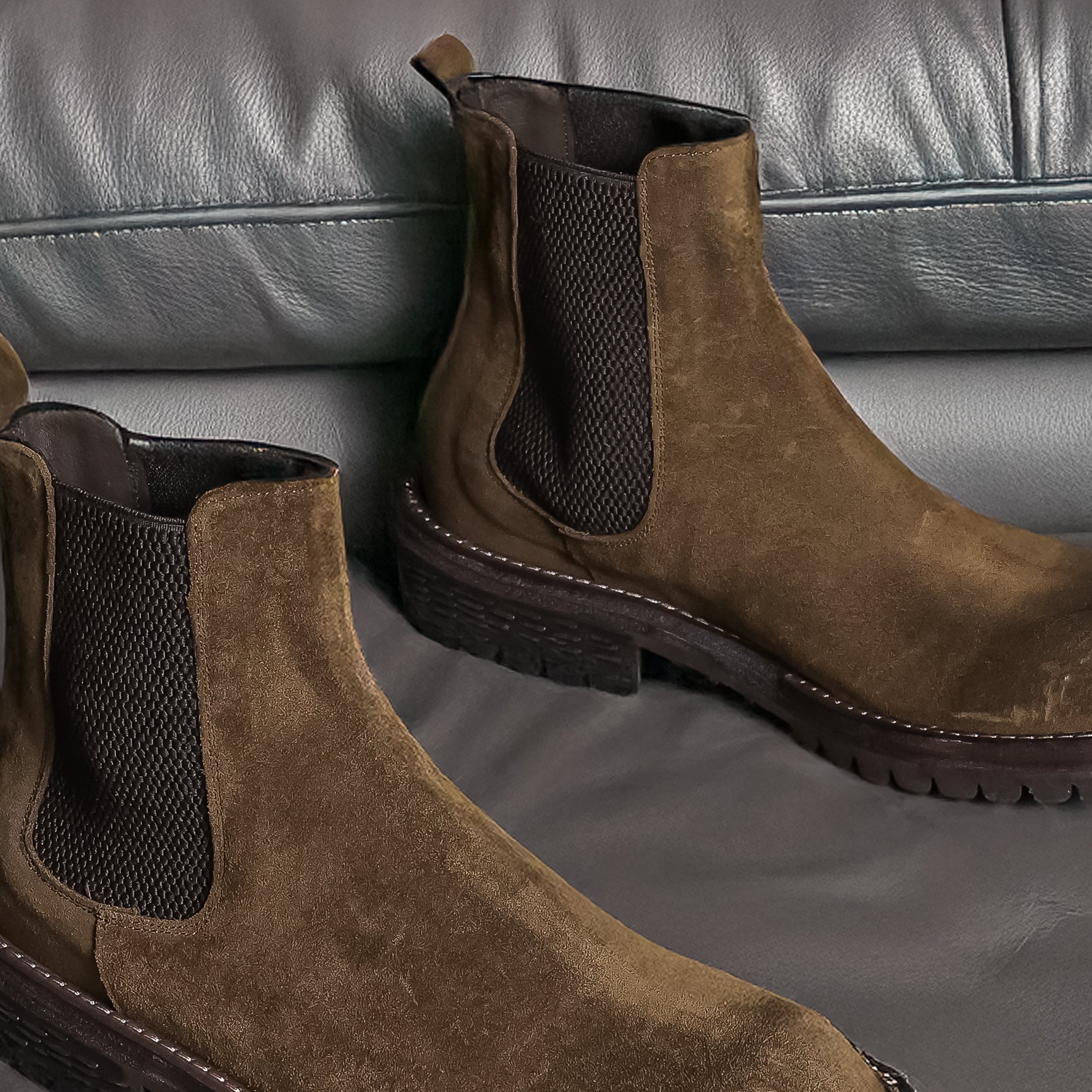 7UGUN05 Taupe
