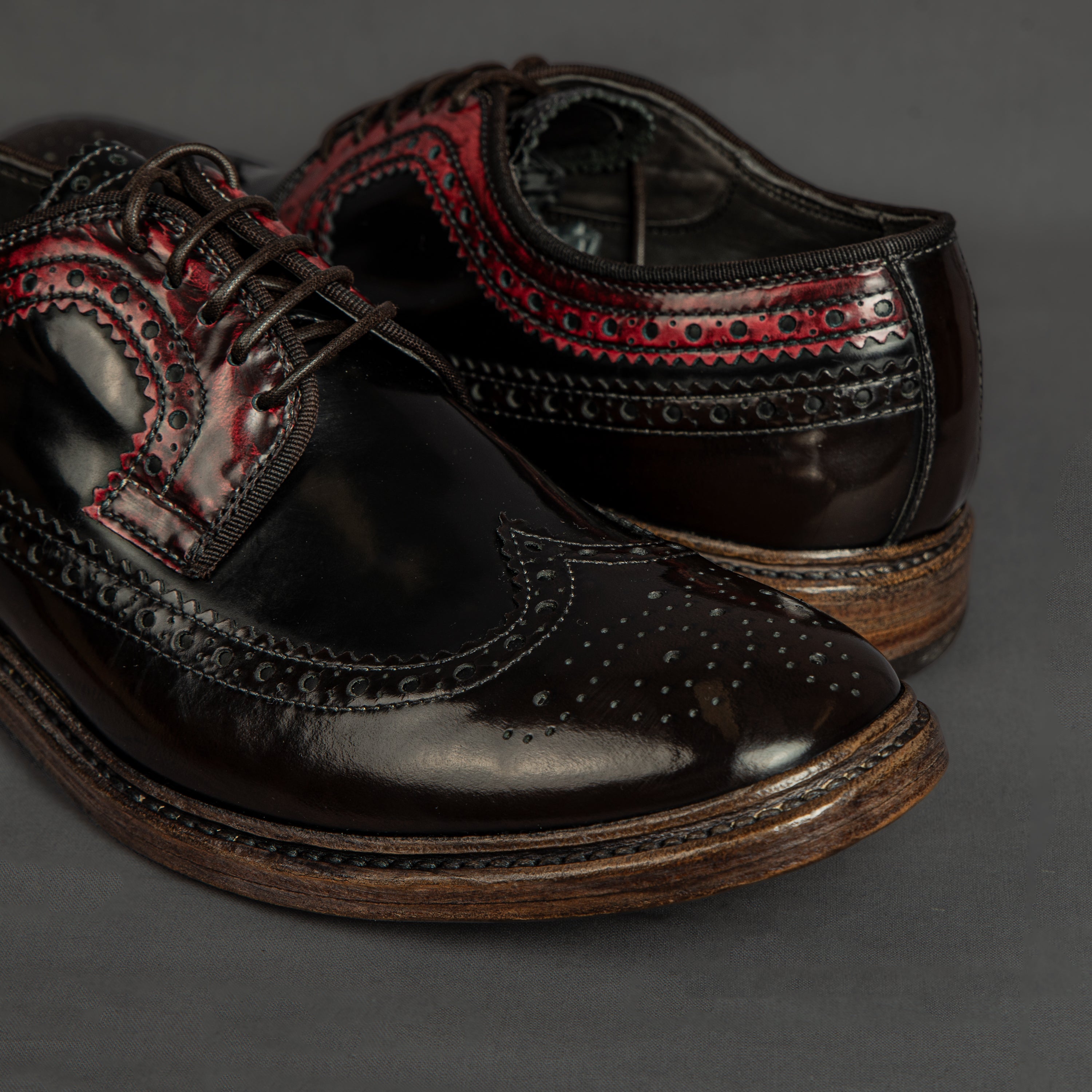 Lentini Black-Burgandy