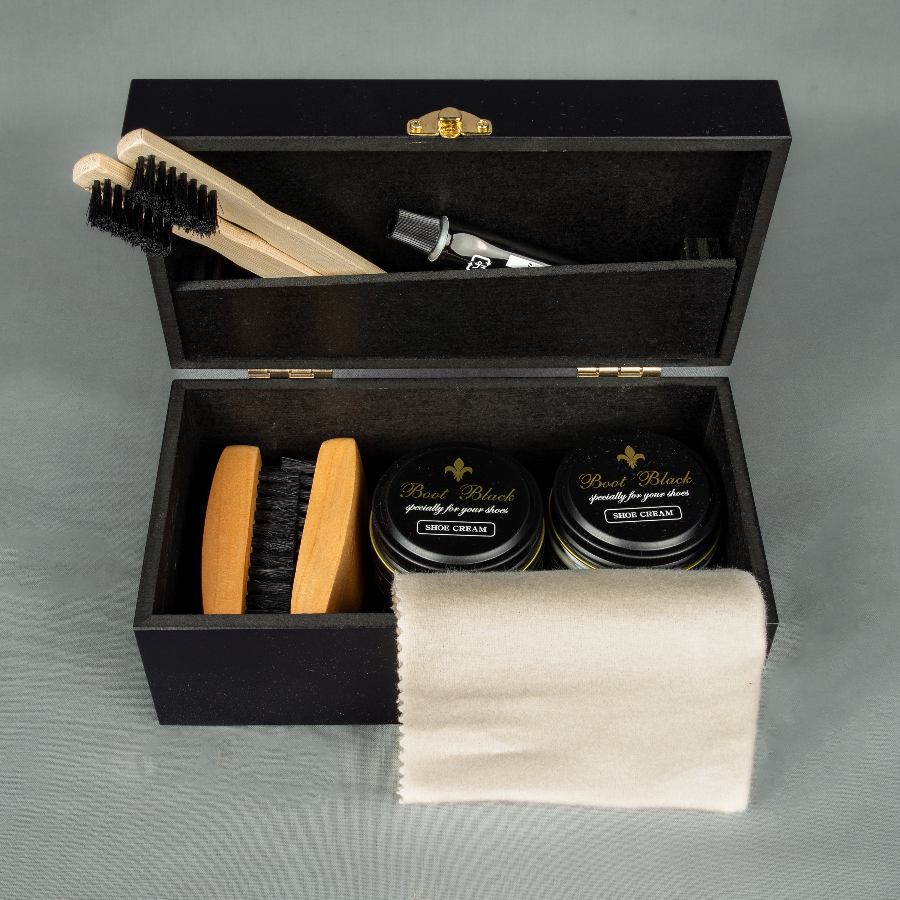 Shoe care pack - 124 Shoes