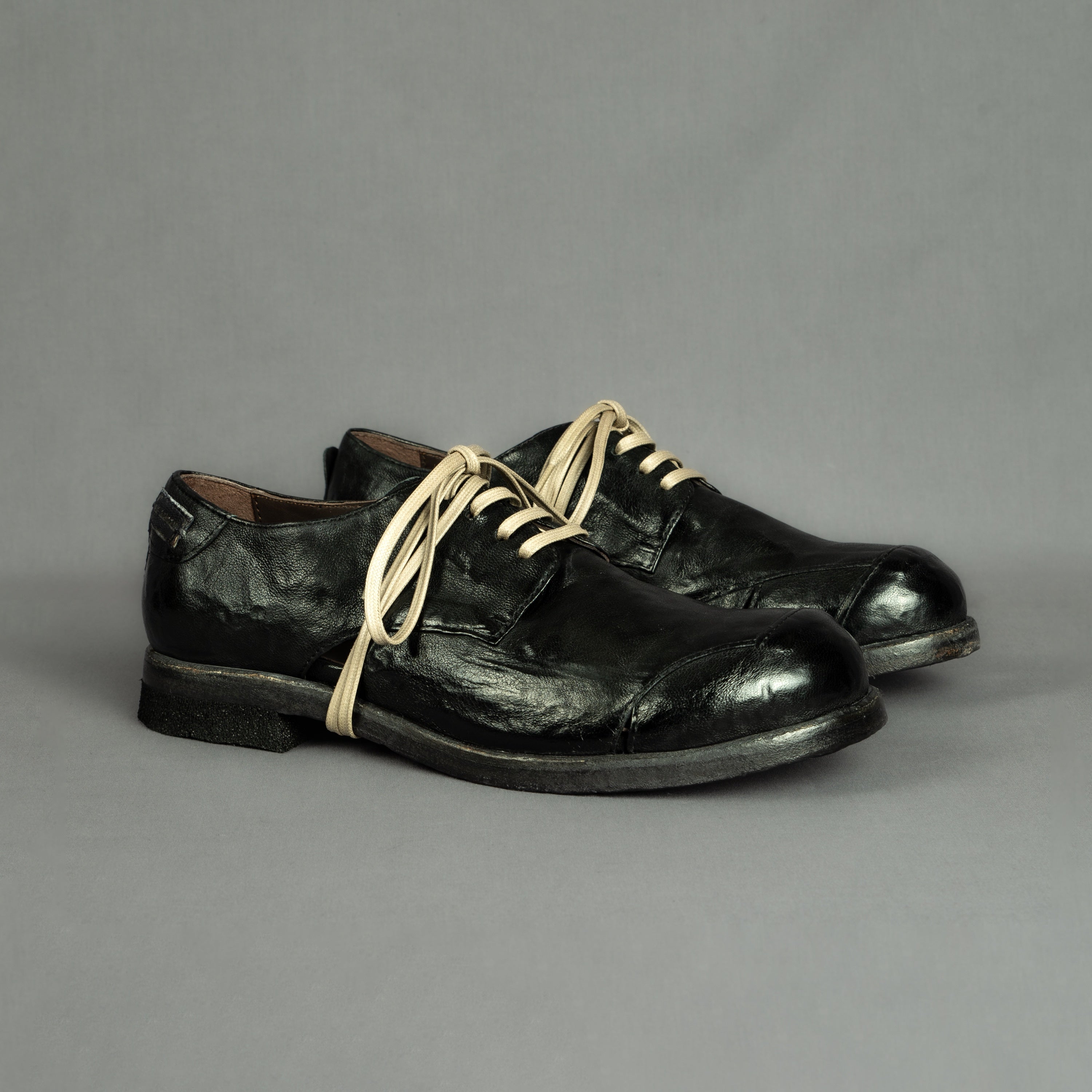 Lulu 1031 Black - 124 Shoes