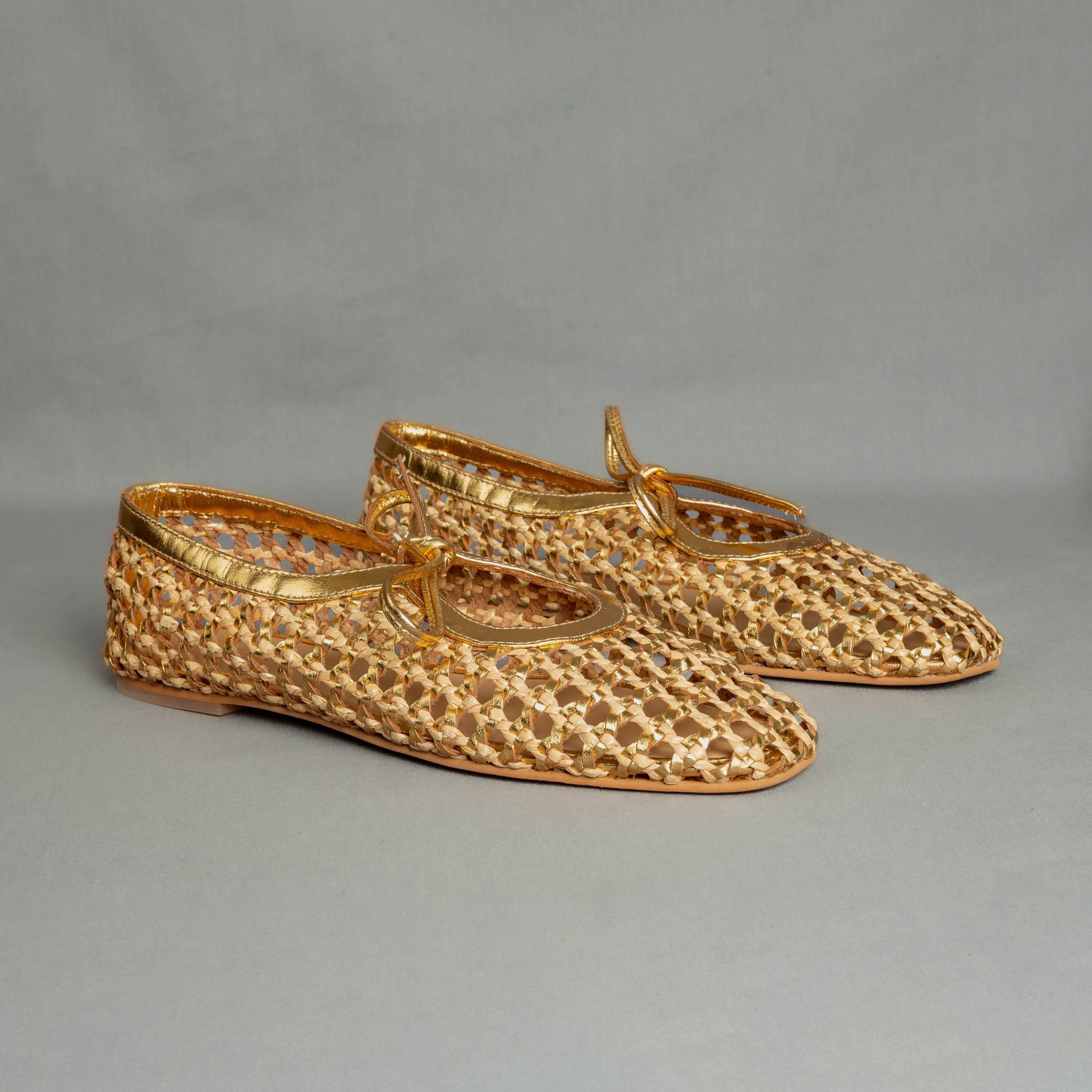 D49003 Gold