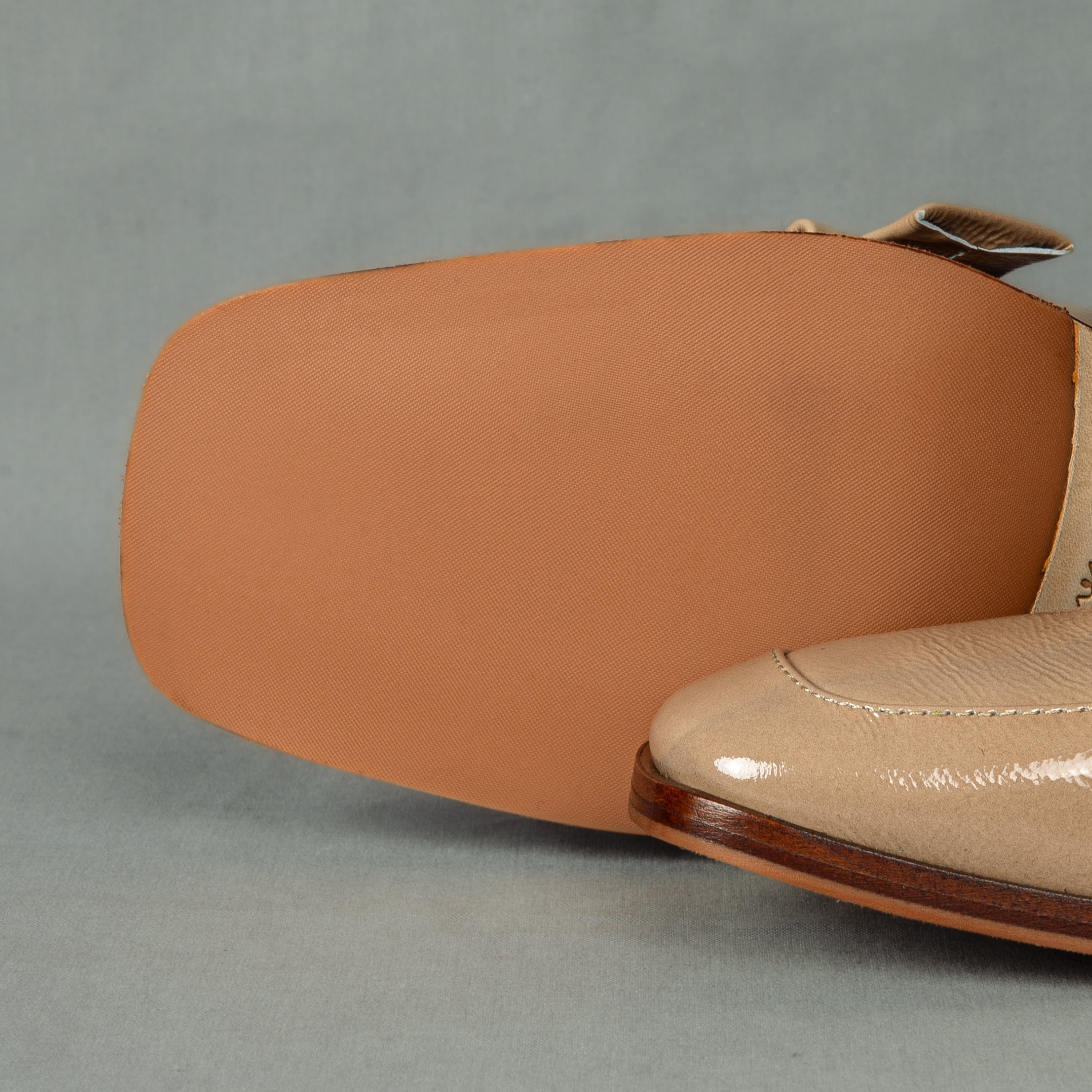12452 Patent Beige