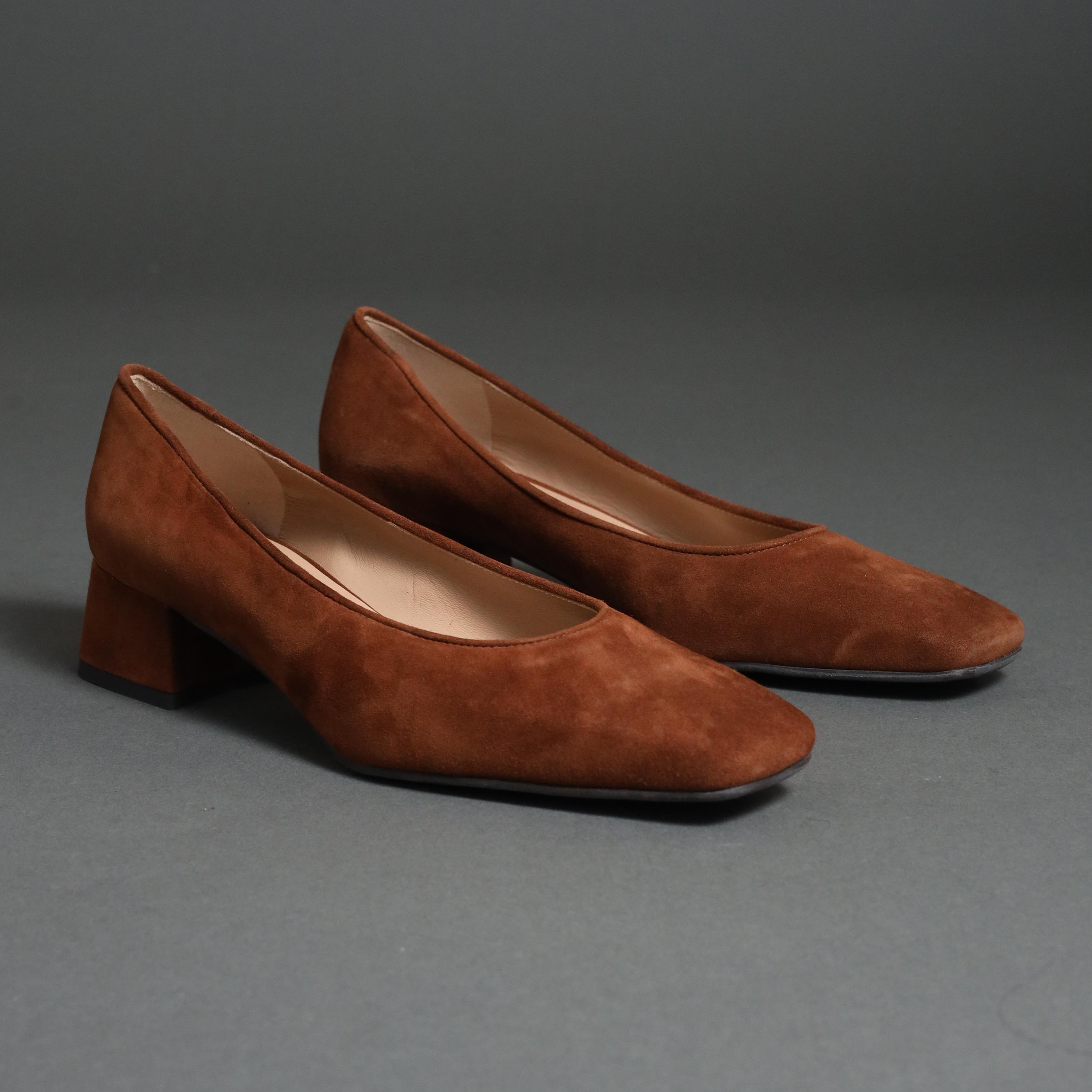 Conflict For Interest Womens Flats Conflict For Interest 403 Brown